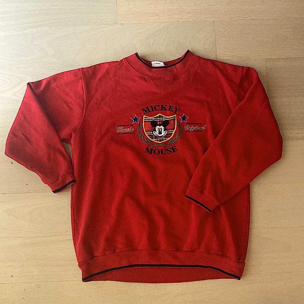 Vintage Disney sweater — excellent used condition